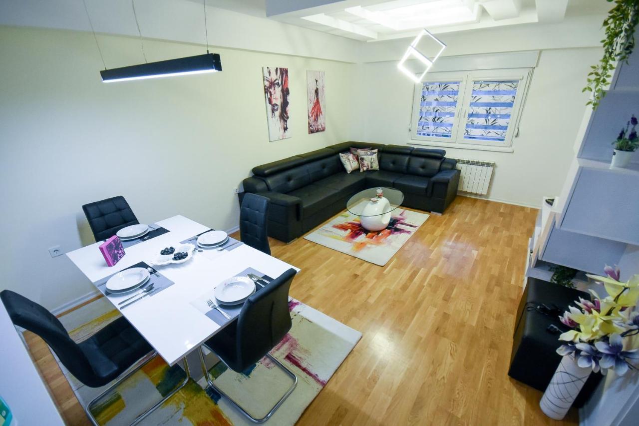 Luxury "Cube" Apartment Üsküp Dış mekan fotoğraf
